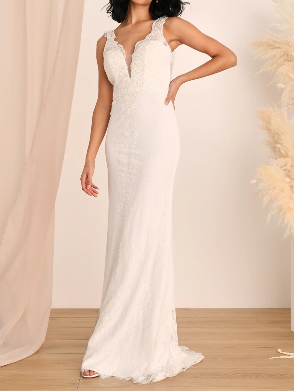 Lulu's Ivory Lace Plunge V-Neck Bridal Gown